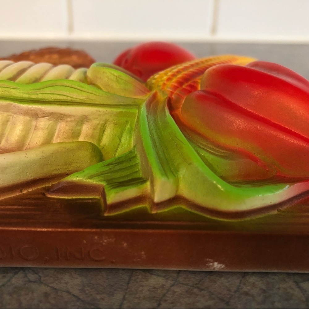 70's Miller Studios Kitchen Chalkware - 70's Kitchen - 3D Wall Plaque - Veggies - Picture 12 of 12